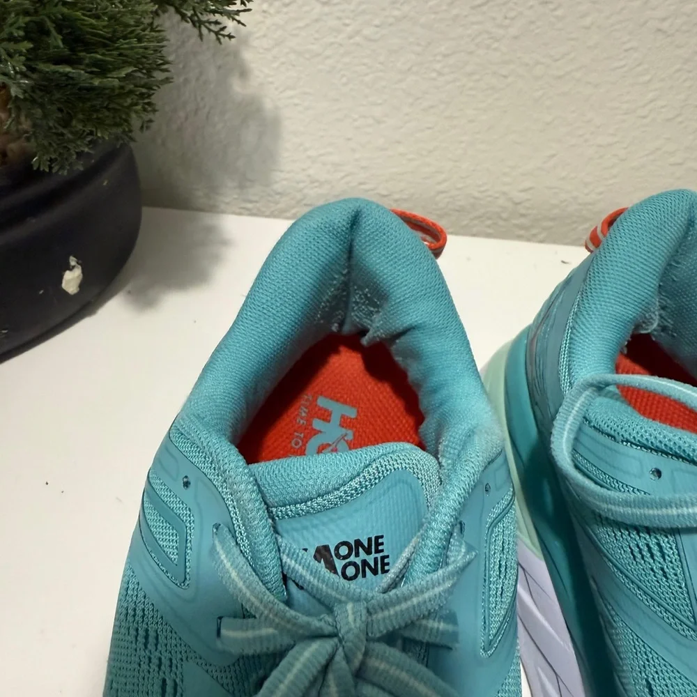Hoka bondi 7 😍Teal Athletic Shoes - Picture 7 of 8